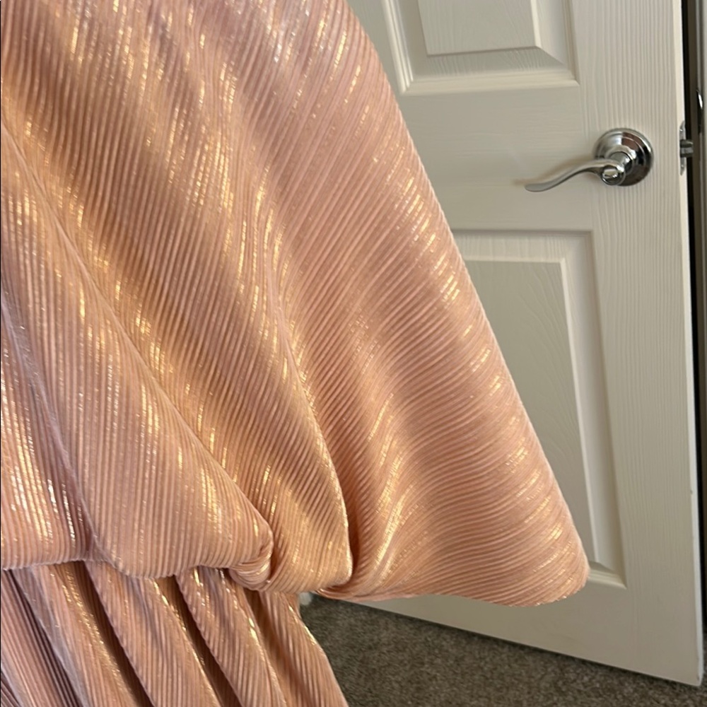 Elegant Pink Maxi Dress - Picture 6 of 7